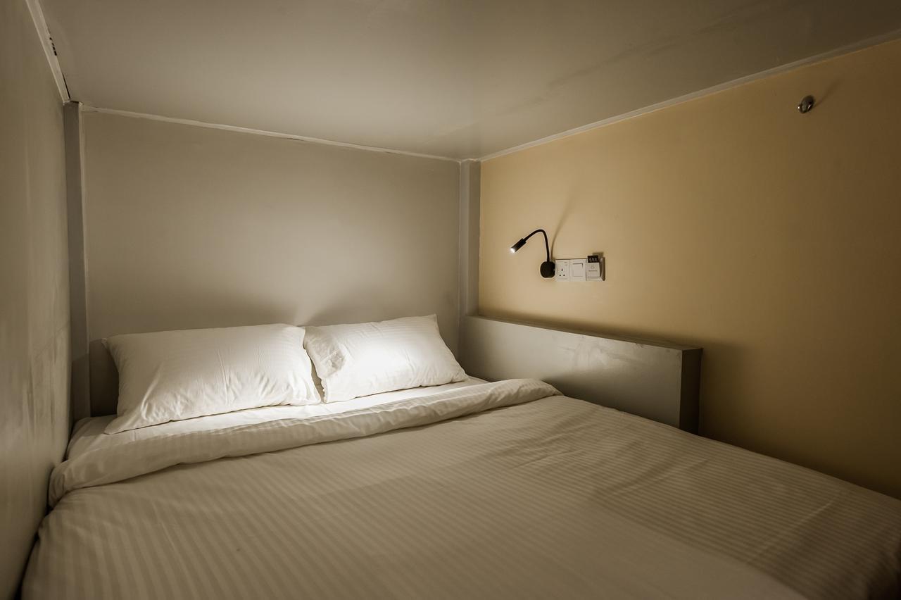 Bunk & Bilik Hotel Sri Petaling Kuala Lumpur Buitenkant foto