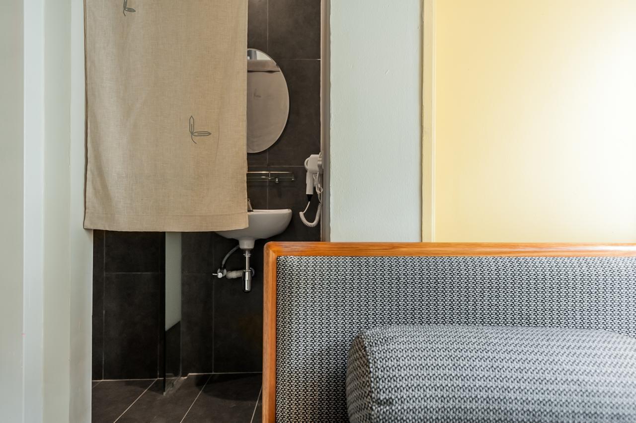 Bunk & Bilik Hotel Sri Petaling Kuala Lumpur Buitenkant foto
